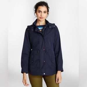 ✨ BROOKS BROTHERS ✨ Water-Repellent Raincoat.
